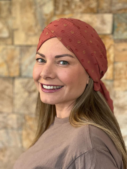 Turbante Entrelazado Tiras Cortas Naranja